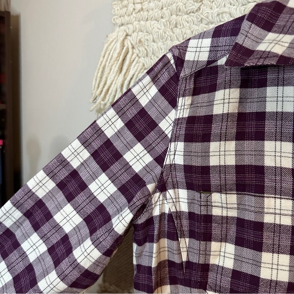 STIO purple and white plaid half button up flannel top S - Picture 5 of 12